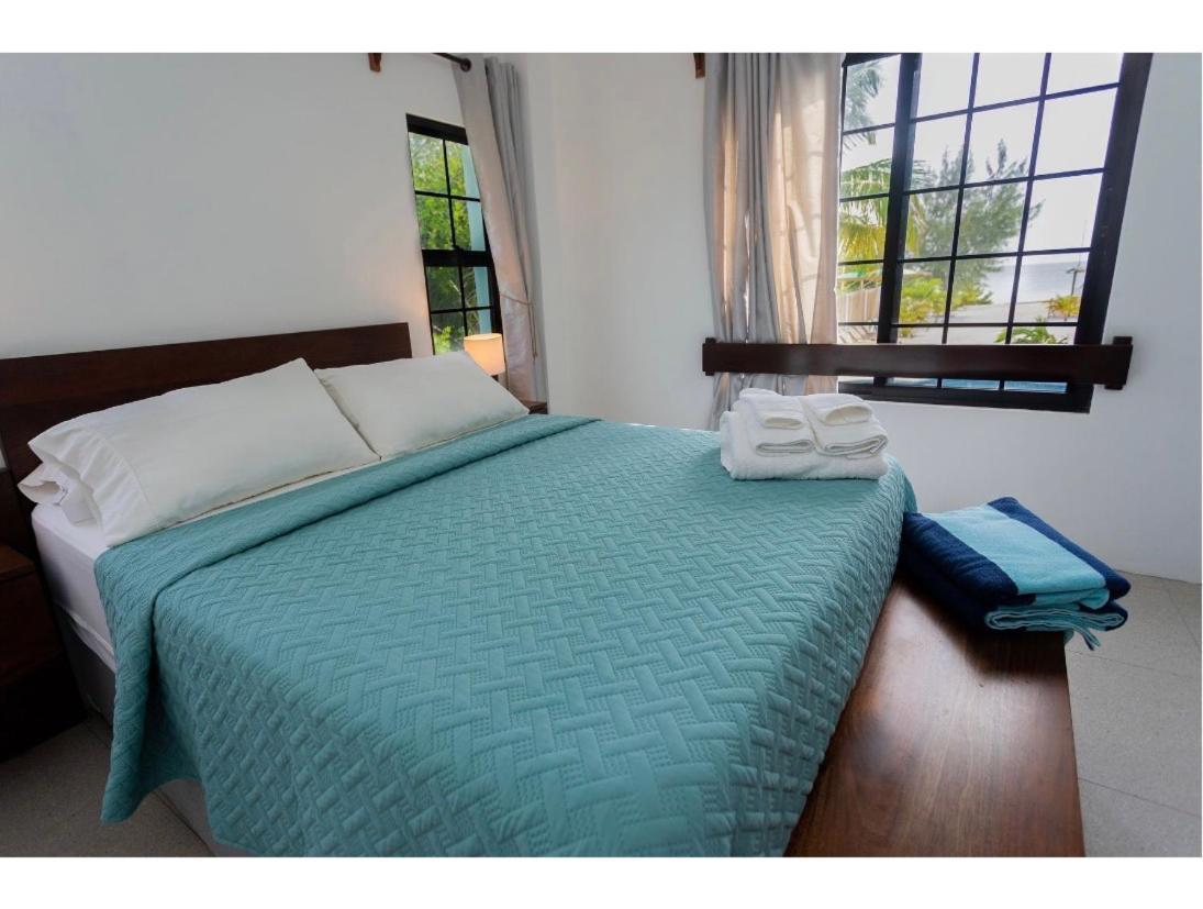 Bay Towers Apart otel Caye Caulker Dış mekan fotoğraf