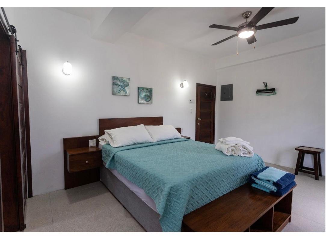 Bay Towers Apart otel Caye Caulker Dış mekan fotoğraf